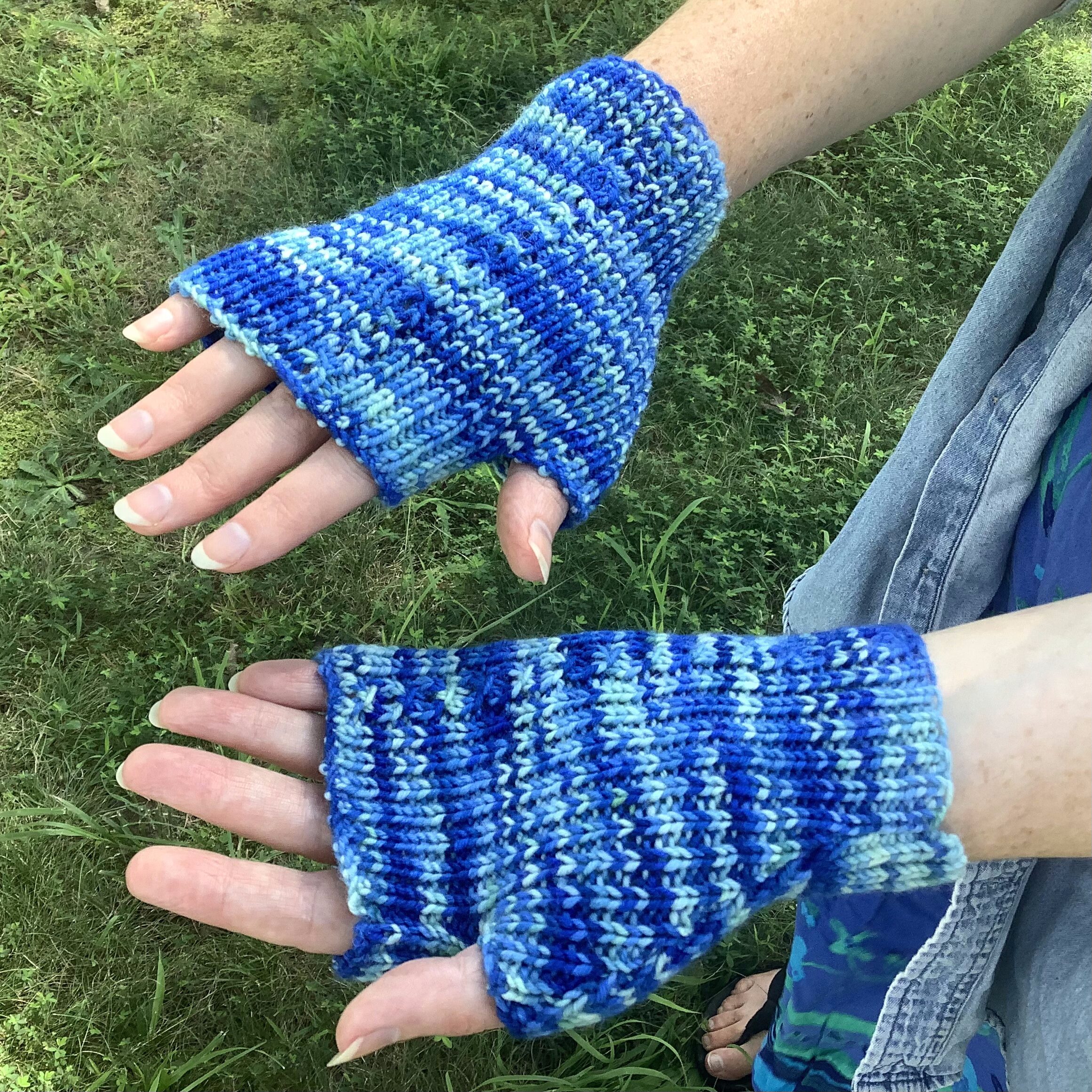 Merino St. John's Wort Fingerless Gloves